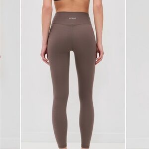 FORM leggings size XS- walnut